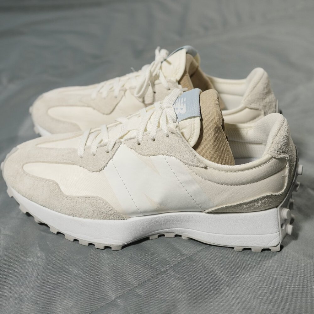New Balance 327 Shoes Womens 8.5 White Casual Sneakers Walking WS327BV